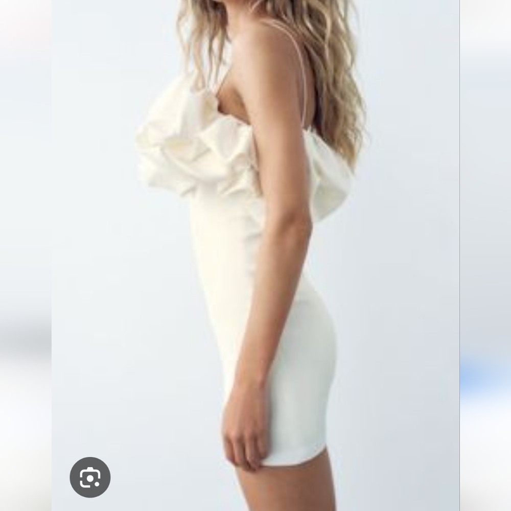ZARA I NWT M Voluminous Satin Effect Mini Dress I ecru white - Picture 3 of 12